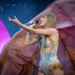 Taylor Swift Empower Field Denver Photos 17